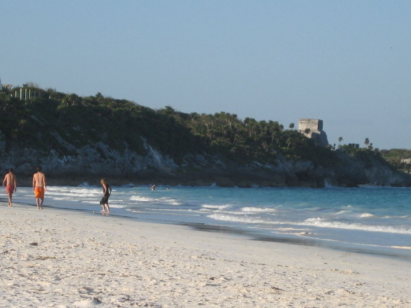 ich kann Ruinen von Tulum sehen